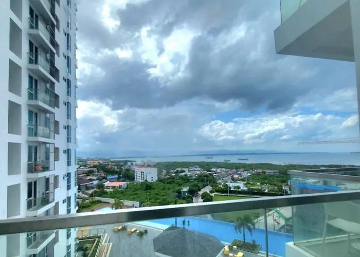 Mactan Newtown 8newtown Boulevard Rm9 아파트호텔 Punta Engaño