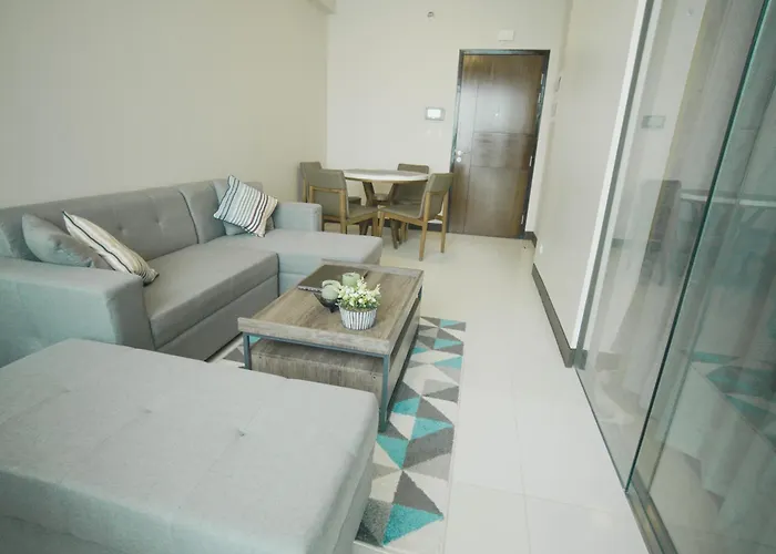 아파트호텔 Mactan Newtown 8newtown Boulevard Rm9 *